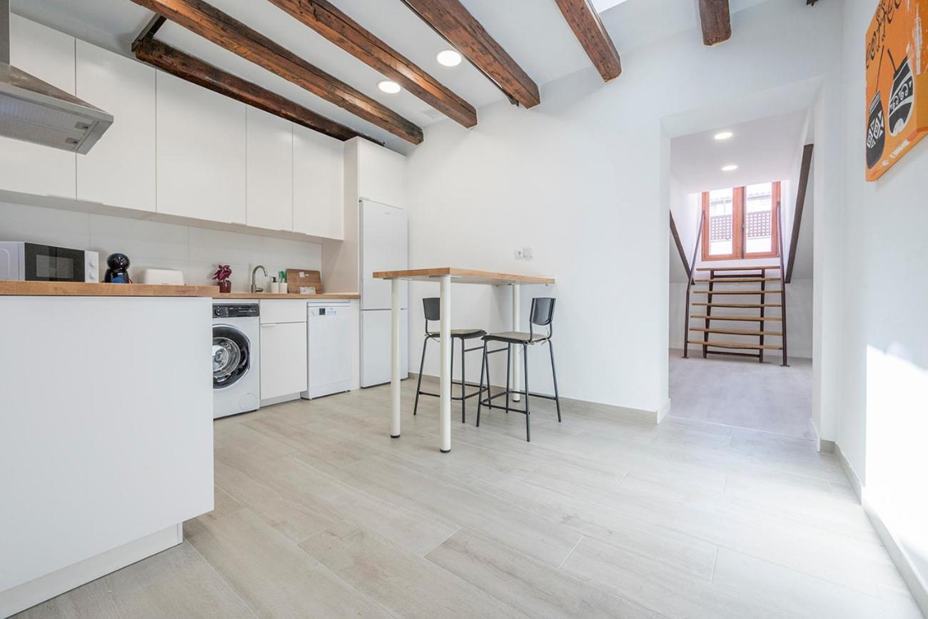 Exclusivo Atico Con Terraza En Plaza Mayor Madrid Exterior foto